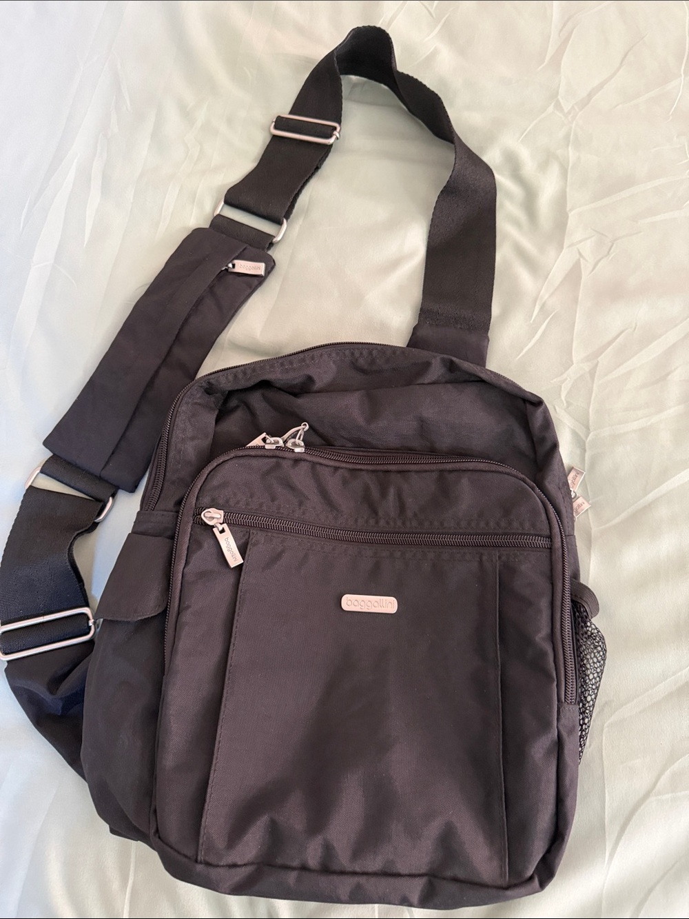 Black Crossbody Sling Bag for - Casual Everyday Carry black W8